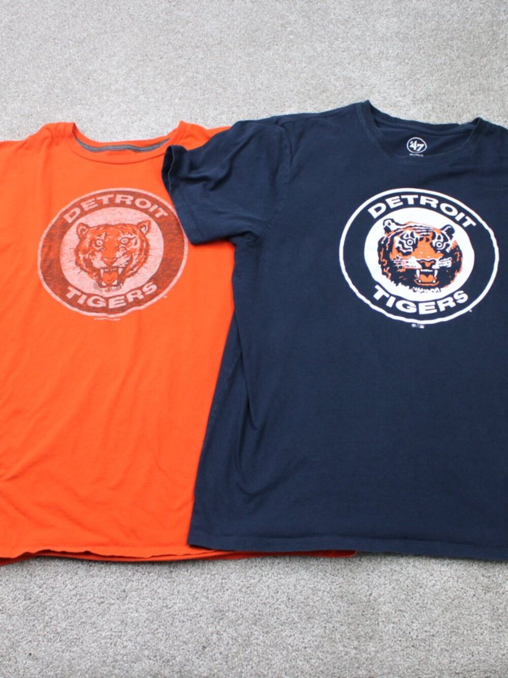 Lot of 2 Detroit Tigers T-Shirts Mens 2XL Blue & Orange '47 & MLB Short Sleeve